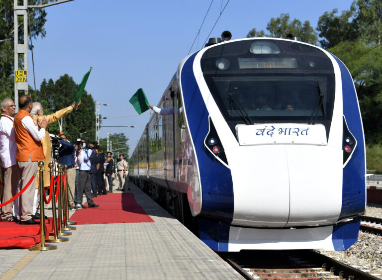 10 Amazing Facts You Don’t Know About India’s Vande Bharat Train